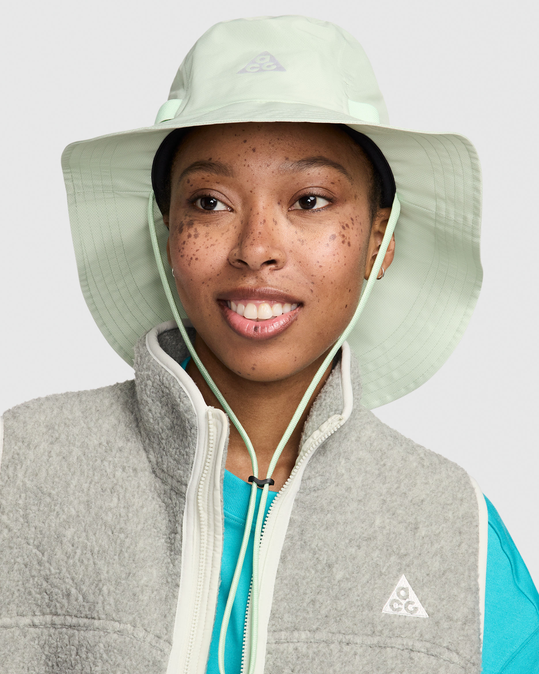 nike acg storm-fit adv apex バケットハット　Lサイズ Buy Nike ACG Apex Storm-FIT ADV Bucket Hat - Photon Dust @ Nike Saudi